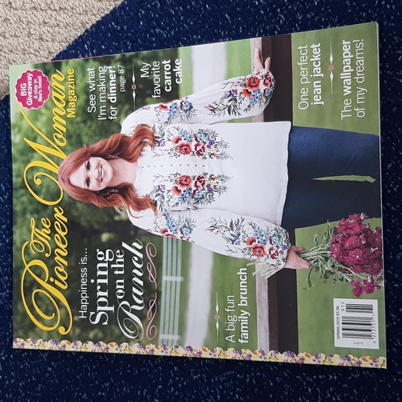 Bundle of Magazines - Picture 10 of 16